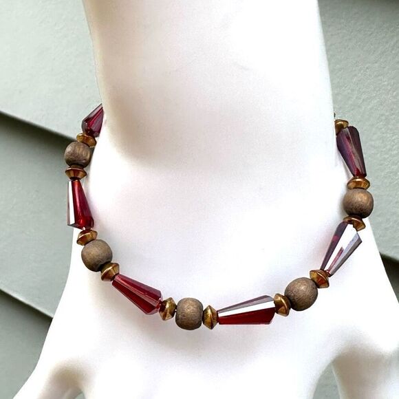 Alex and AniPomegranate Seeds of Promise Beaded  gold tone Bangle - Picture 2 of 9